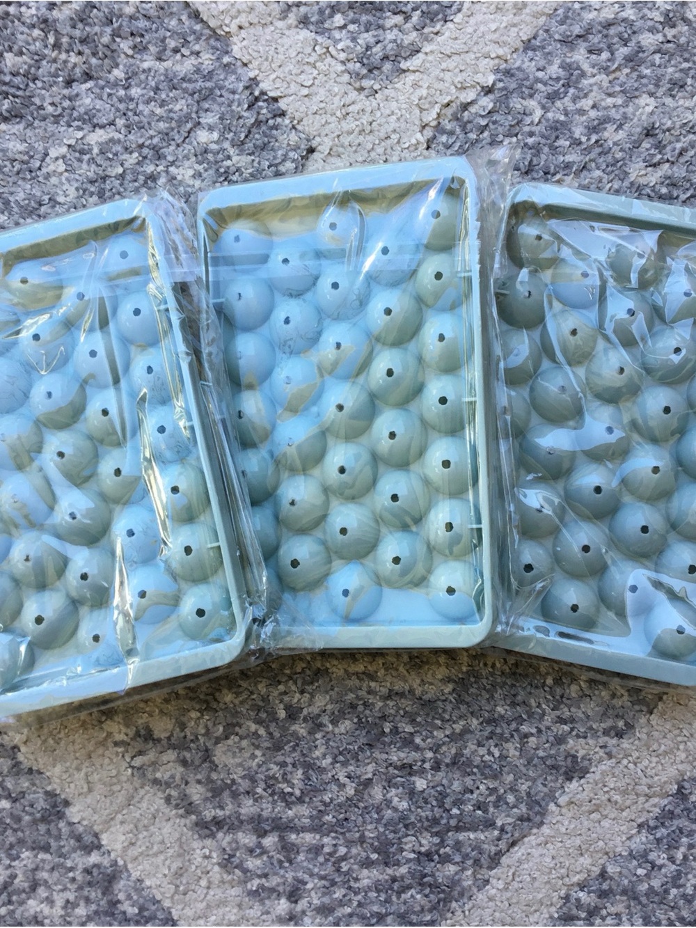 NWT 3 pcs Small Ice Ball Mold Trays